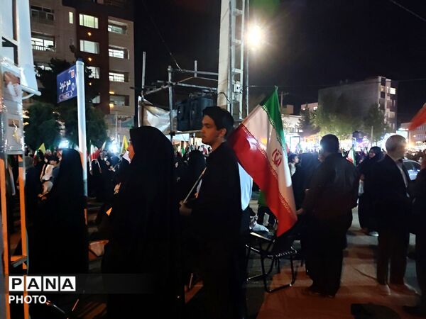 خیابان ها خالی نمی شوند