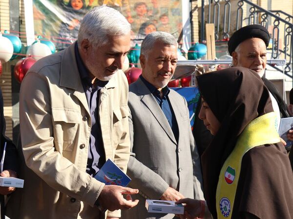 برگزاری یادواره وطن یار همزمان با نواخته شدن زنگ استکبارستیزی 
