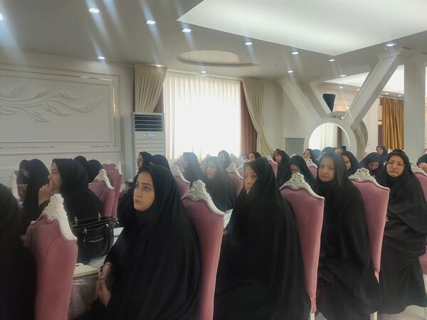 ویژه برنامه در مسیر دانایی در کاشمر