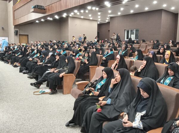 همایش مربیان و دانش‌آموزان تشکیلات پیشتازان در قم