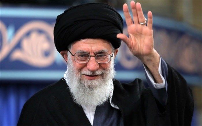 رهبر انقلاب: مردمسالاری یعنی در همه چیز مردم اصل هستند