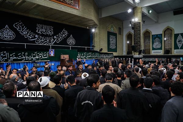دومین شب عزاداری فاطمیه‌ با حضور رهبر معظم انقلاب