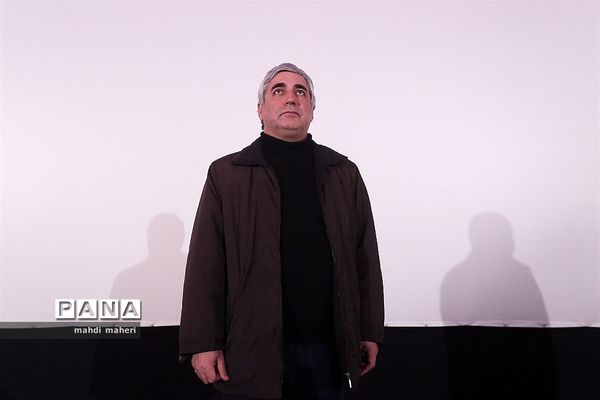 دیدار ابراهیم حاتمی کیا با خانواده شهدا