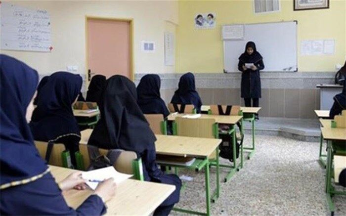 مدیر کل مشاوره آموزش و پرورش خبر داد: برگزاری 6 میلیون و 600 هزار ساعت آموزش ضمن خدمت فرهنگیان در سال 96
