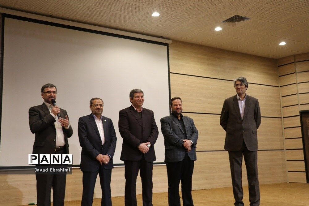 مراسم تکریم و معارفه مدیر کل آموزش و پرورش خراسان رضوی