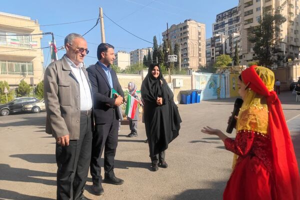جشن عاطفه‌ها در مدارس ناحیه 2 شیراز