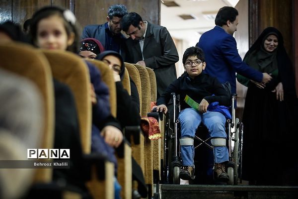 همایش سالروز کانون های فرهنگی و تربیتی