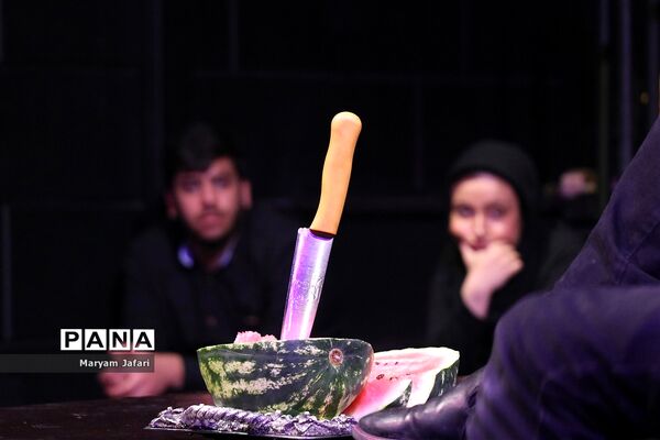 اجرای نمایش «چند روایت مجهول و روزانه»