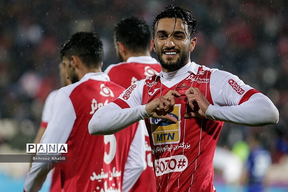دیدار تیم‌های  پرسپولیس تهران  و  استقلال خوزستان