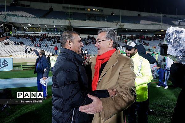 دیدار تیم‌های  پرسپولیس تهران  و  استقلال خوزستان