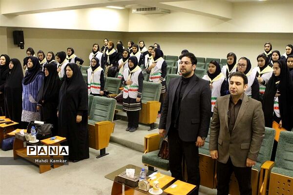 بازدید دانش آموزان پیشتاز آذربایجان شرقی از سازمان تامین اجتماعی