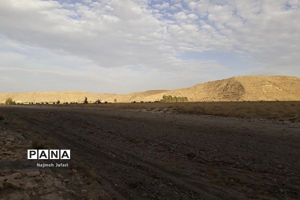 طبیعت گردی در روستای چاه سبز حاجی آباد