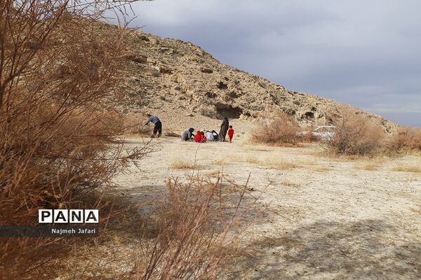 طبیعت گردی در روستای چاه سبز حاجی آباد