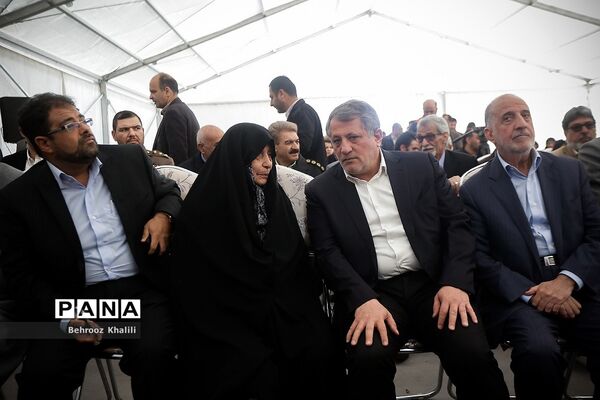 آیین کاشت درخت ایثار