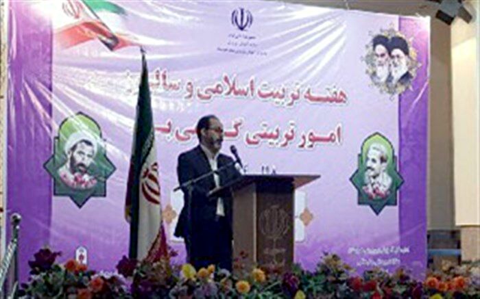 معاون پرورشی و فرهنگی آموزش و پرورش خوزستان: وظیفه آموزش‌وپرورش تربیت دانش آموز خودکنترل است