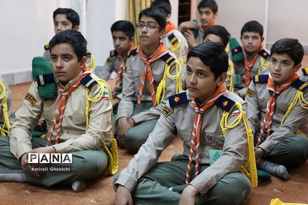 بازدید دانش آموزان از تامین اجتماعی شهرستان بیرجند