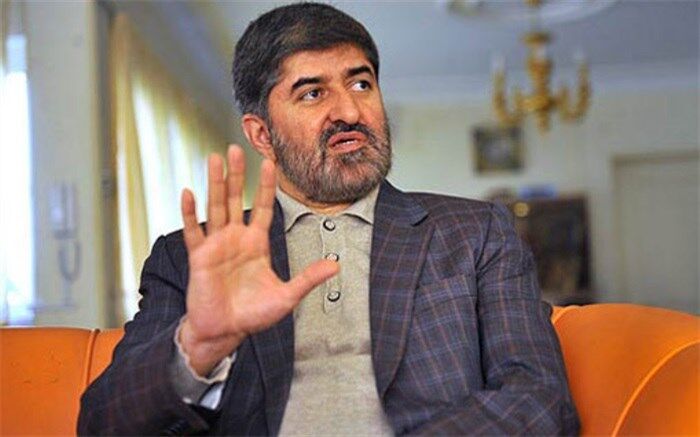 کنایه مطهری به معاون پارلمانی روحانی در صحن مجلس : مشغول پس گرفتن امضایی؟!