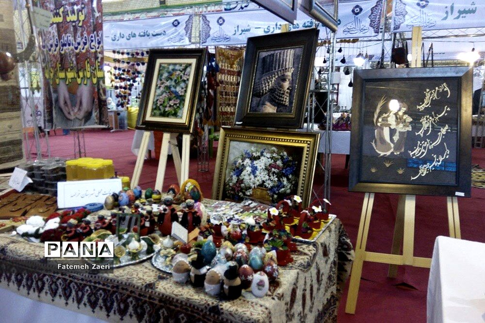 دومین نمایشگاه صنایع دستی ریحانه النبی  در شهرستان مهر استان فارس