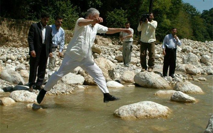 سرزندگی آیت‌الله هاشمی در قاب تصویر