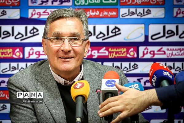 کنفرانس خبری مربیان پیش از دیدار دربی