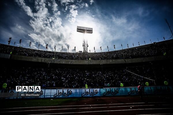 تماشاگران دربی 86