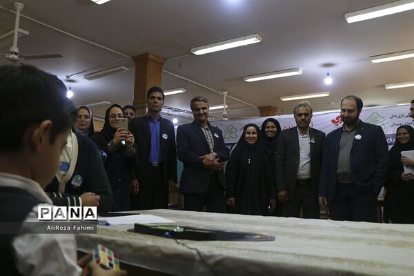 بازدید قائم مقام سازمان دانش‌آموزی از المپیاد ملی رویش