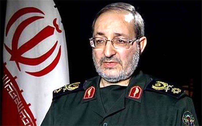 سردار جزایری: شرط مذاکره درباره موشک‌های ایرانی، نابودی موشک‌های برد بلند آمریکا و اروپاست