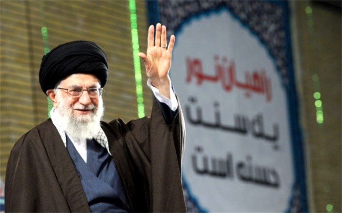 رهبر انقلاب: با وجود جوانان و  حرکت‌هایی چون راهیان نور، دشمن نمی‌تواند هیچ غلطی  بکند