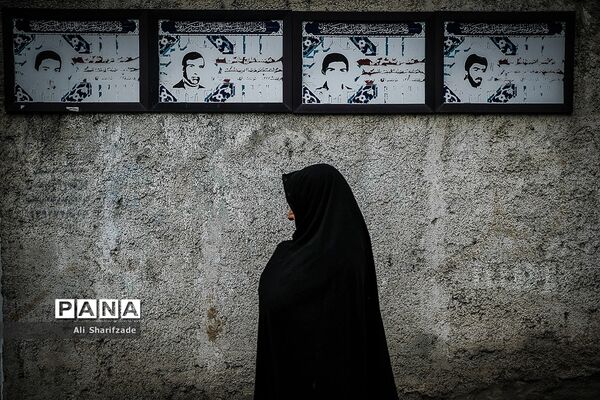 نقش شهدا بر دیوارهای شهر