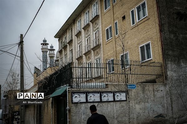 نقش شهدا بر دیوارهای شهر