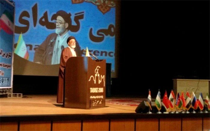 اشعار نظامی گنجوی در توحید و استدلال بر یگانگی خداوند تاکید داشت