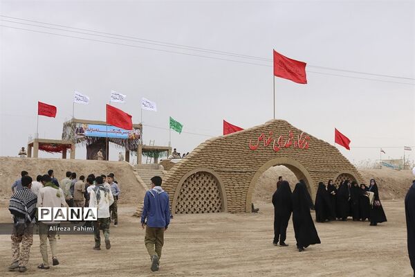 قدمگاه شهدای غواص در شلمچه