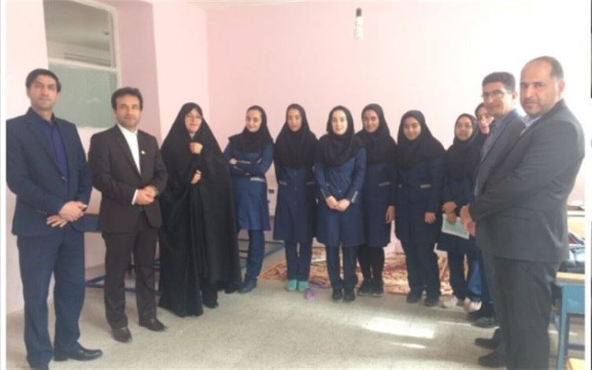 برگزاری اردوی مطالعاتی نوروزی در دبیرستان نمونه دولتی حضرت رقیه (س)دماوند