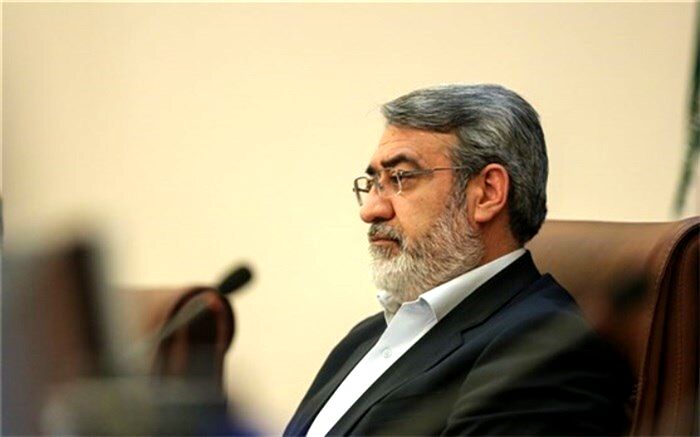 صدور بخشنامه وزیر کشور برای حمایت از کالای ایرانی: بگویید هیچ کس حق ندارد در این وزارتخانه جنس خارجی مصرف کند