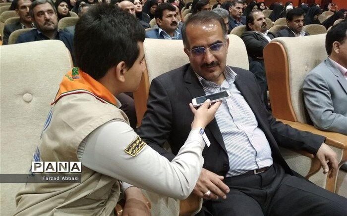 هدف از برگزاری گردهمایی مدیران،  مرور سیاست ها و برنامه های آموزش و پرورش و استفاده از خرد جمعی است