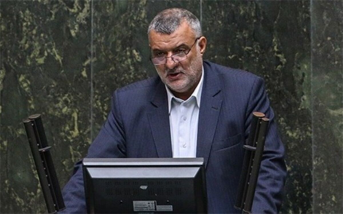 حجتی : در زمینه واردات محصولات غذایی 5 میلیون دلار صرفه جویی کرده ایم