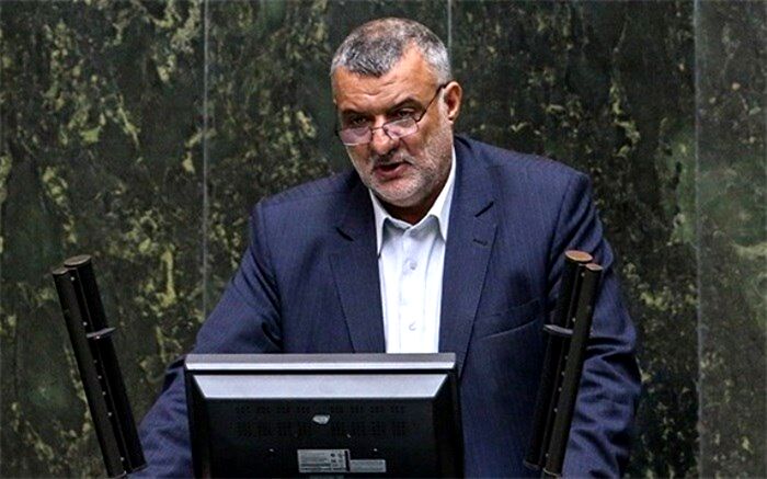 حجتی : در زمینه واردات محصولات غذایی 5 میلیون دلار صرفه جویی کرده ایم