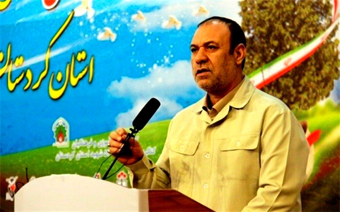 فرهنگیان و دانش آموزان در هشت سال دفاع مقدس نقش اساسی داشتند