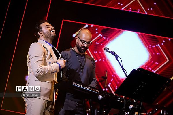 کنسرت «بابک جهانبخش»