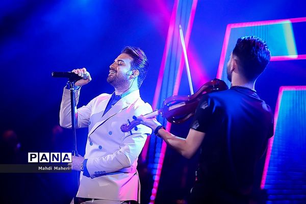 کنسرت «بابک جهانبخش»