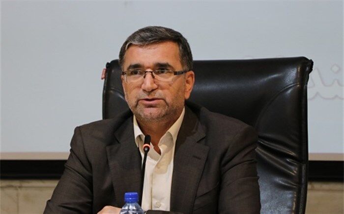 بزرگداشت مقام معلم تنها در هفته معلم کافی نیست