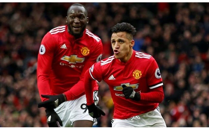 لیگ برتر انگلیس؛ منچستر با برد خانگی بالانشین ماند