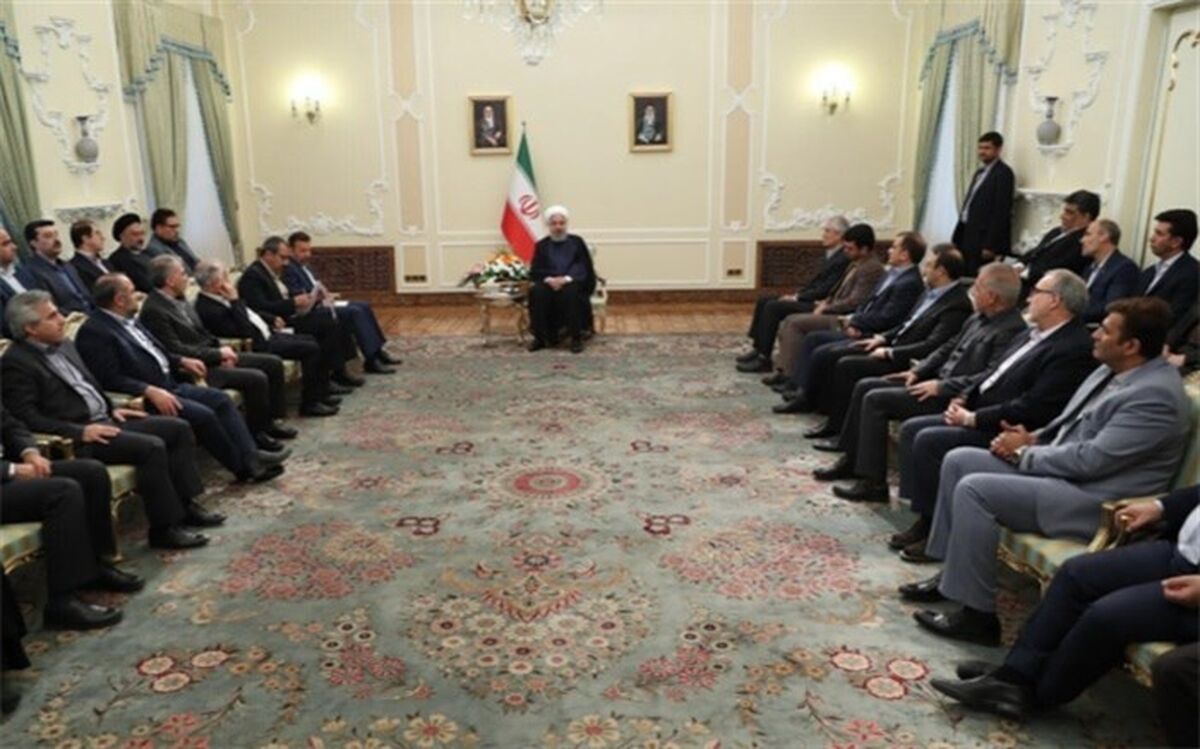 روحانی :هدف از تقویت پیام رسان‌های داخلی  فیلتر نیست