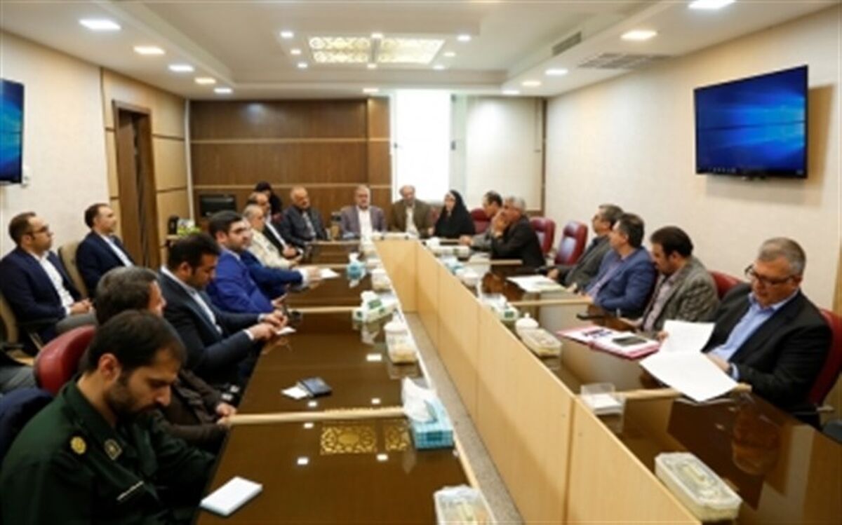 کلنگ بیمارستان 160 تختخوابی محمدیه با حضور وزیر بهداشت و درمان به زمین می خورد