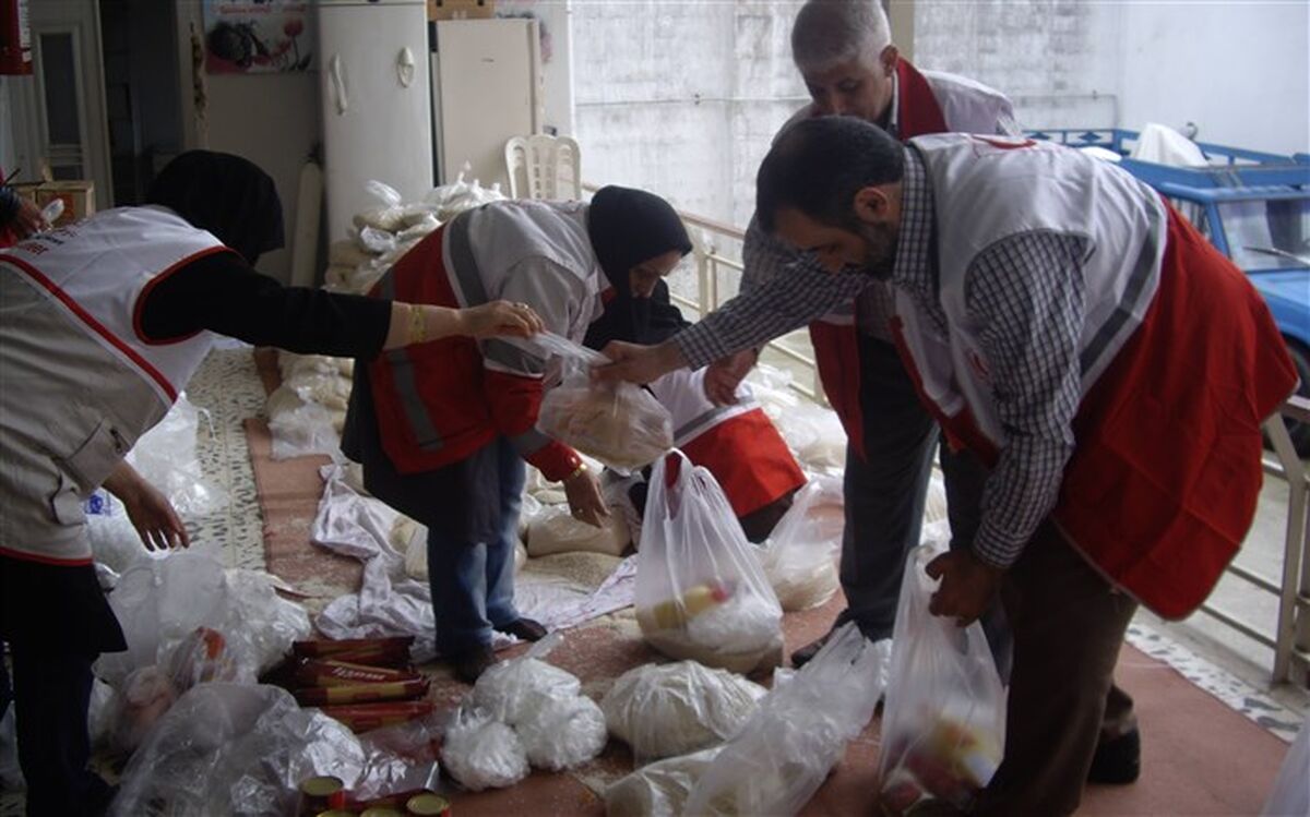 توزیع شش هزار و 313 سبد کالا در طرح فرشتگان رحمت هلال احمر مازندران