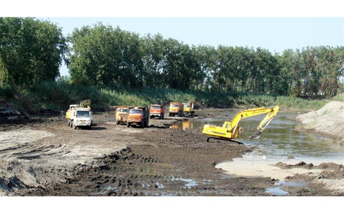 برداشت شن و ماسه از رودخانه در زمان تکثیر ماهیان ممنوع است