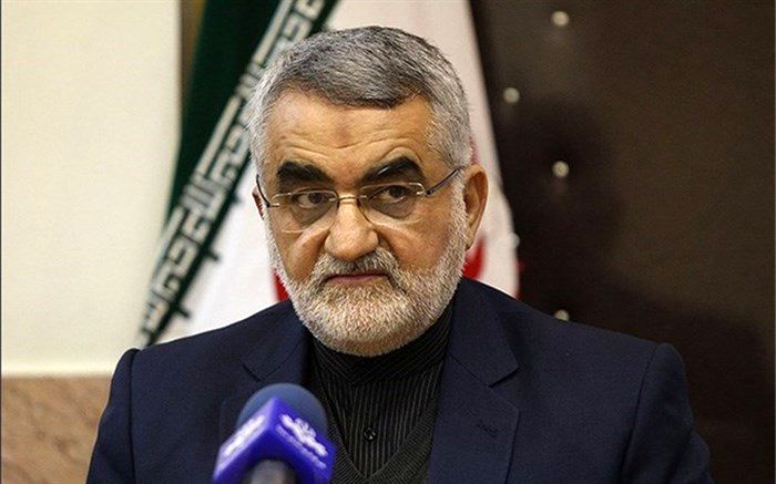 بروجردی:  پیام رسان های داخلی به سرعت درحال گسترش است