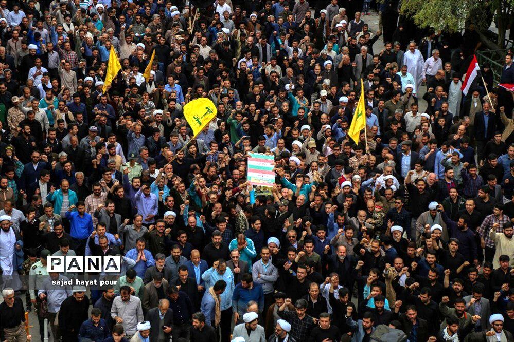 تشییع پیکر شهید مدافع حرم محمد مهدی لطفی نیاسر