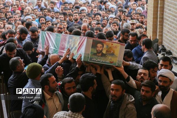تشییع پیکر شهید مدافع حرم محمد مهدی لطفی نیاسر