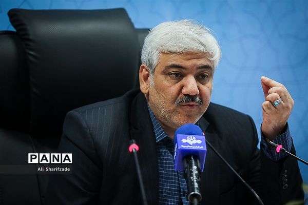 نشست خبری معاون توسعه مدیریت و پشتیبانی وزارت آموزش و پرورش